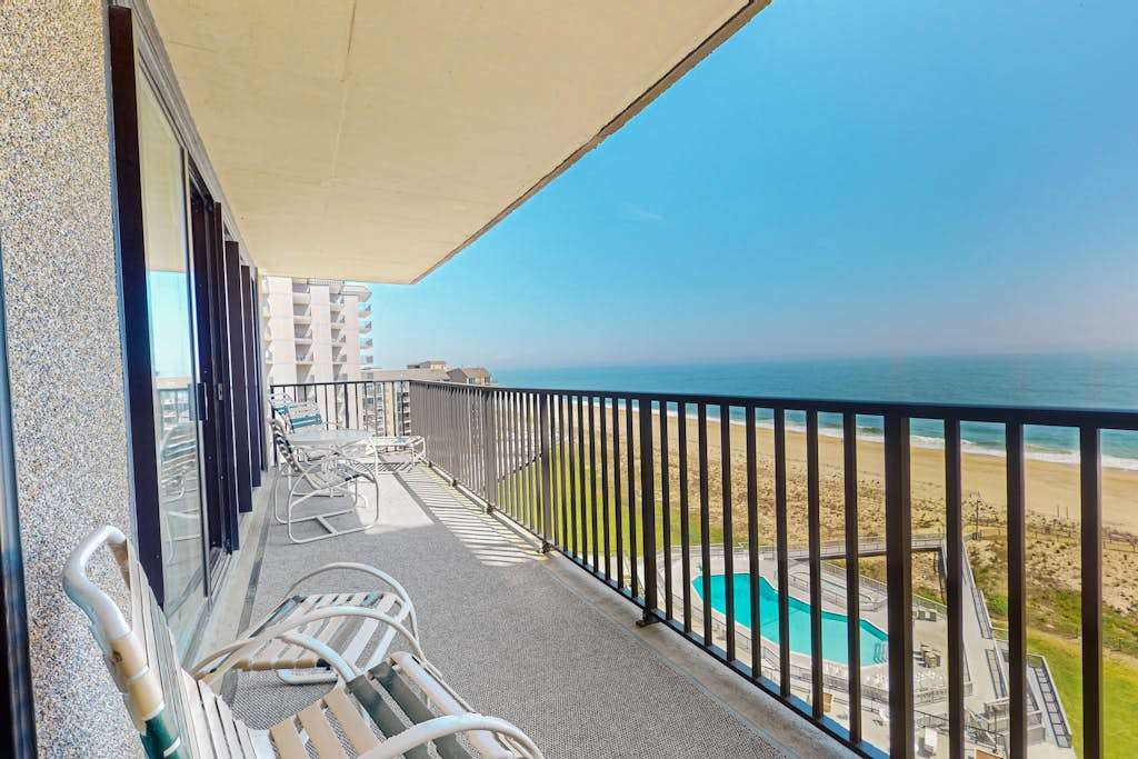 Sea Colony condo with balcony pools beach access tennis & fitness centers