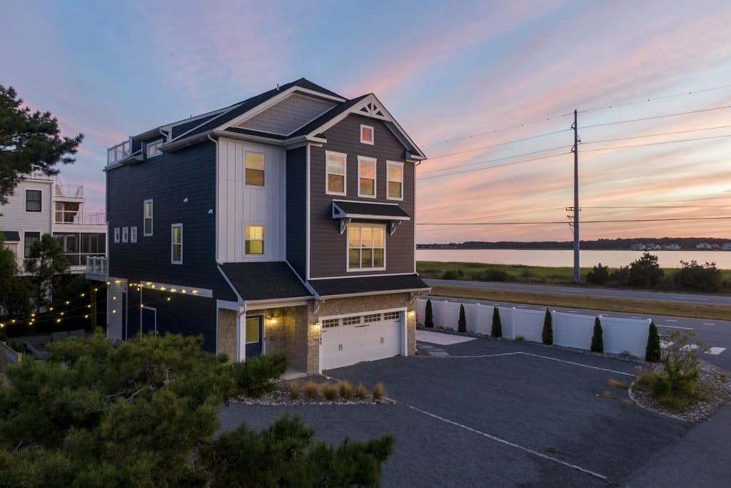 Bay Views Walk to Beach Multiple Decks Pets Welcome