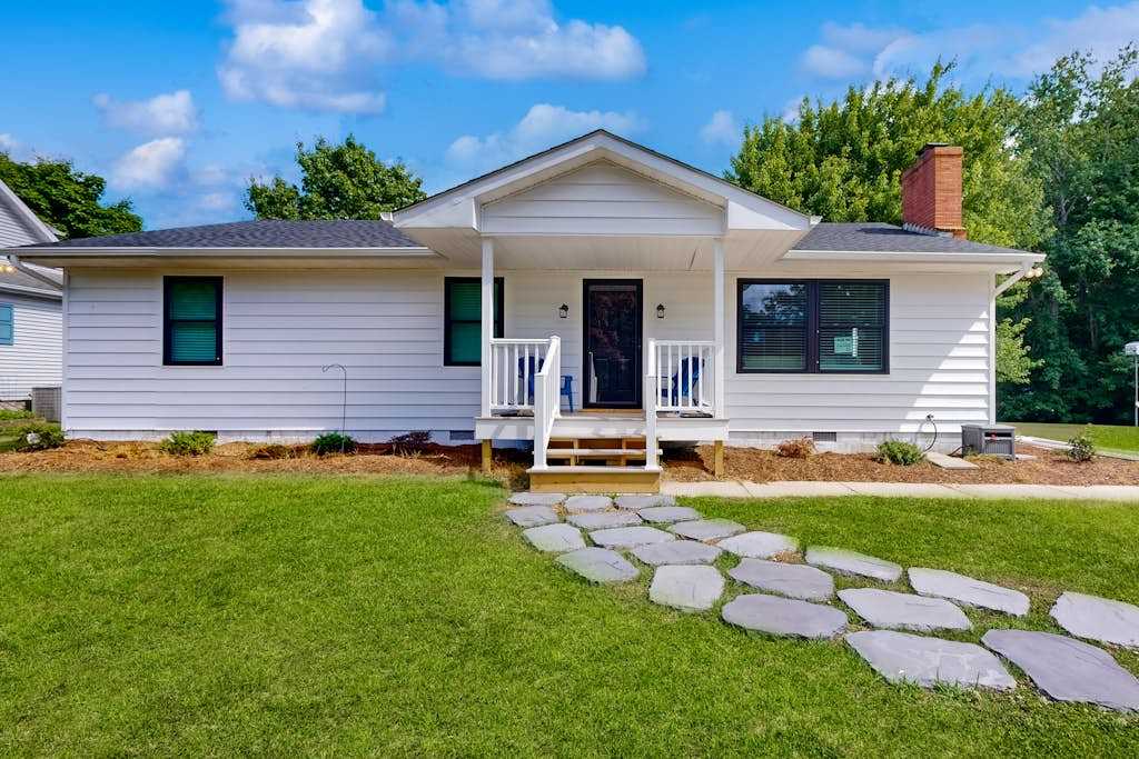 Mill Run Estates home with free WIFI washer & dryer just minutes to the beach