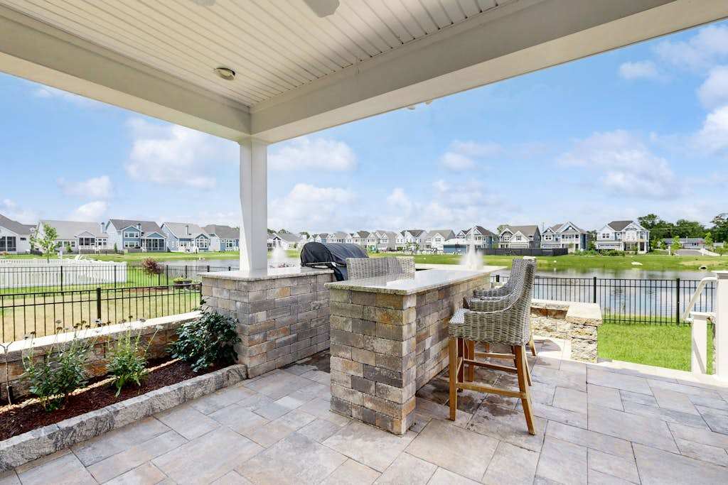 Marlin Chase home with resort amenities patio grill balcony & pool