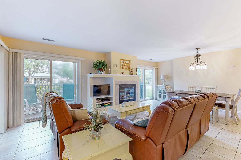 Sea Colony Tennis condo with basketball court gym pool & tennis courts