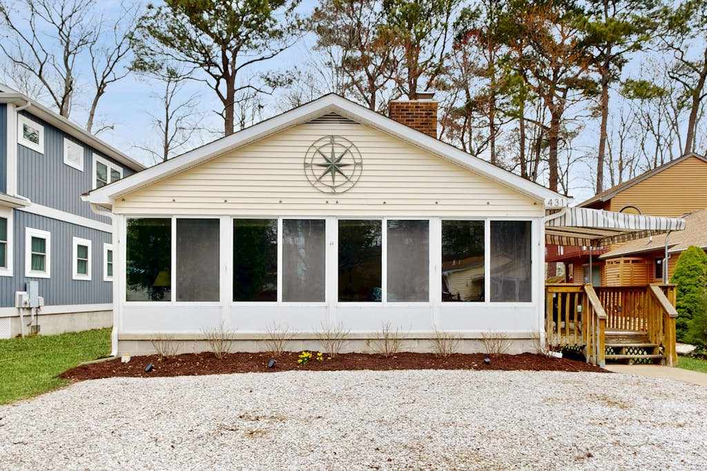 Town of Bethany Beach house walking distance to ocean restaurants & shops