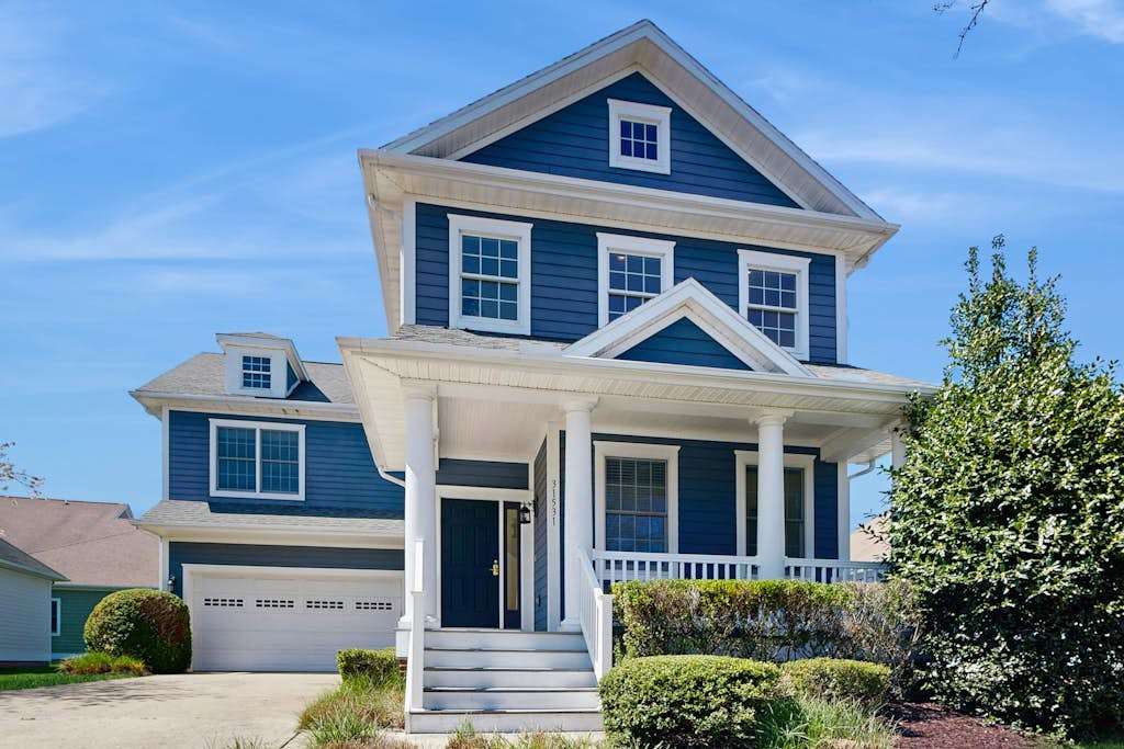 Bayside Resort house with community pools hot tubs tennis courts & on site golf