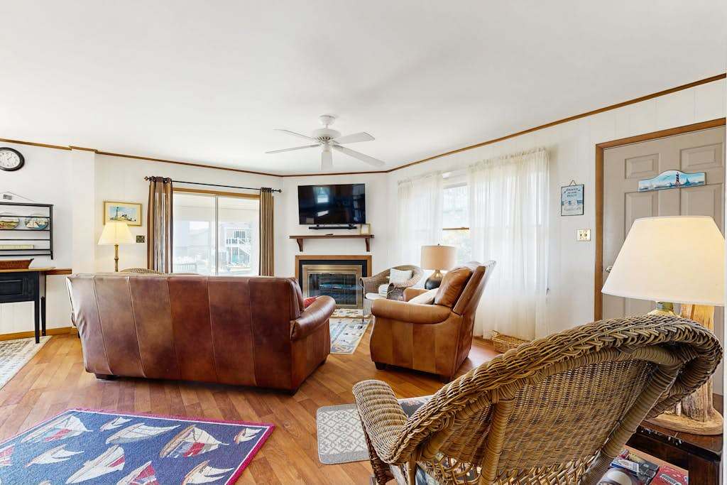 Town of South Bethany Bay Front house with boat dock deck grill