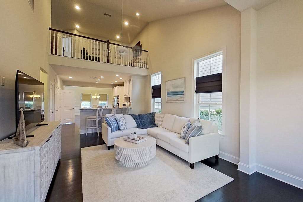Bayside Resort townhouse with community pools hot tubs tennis & on site golf