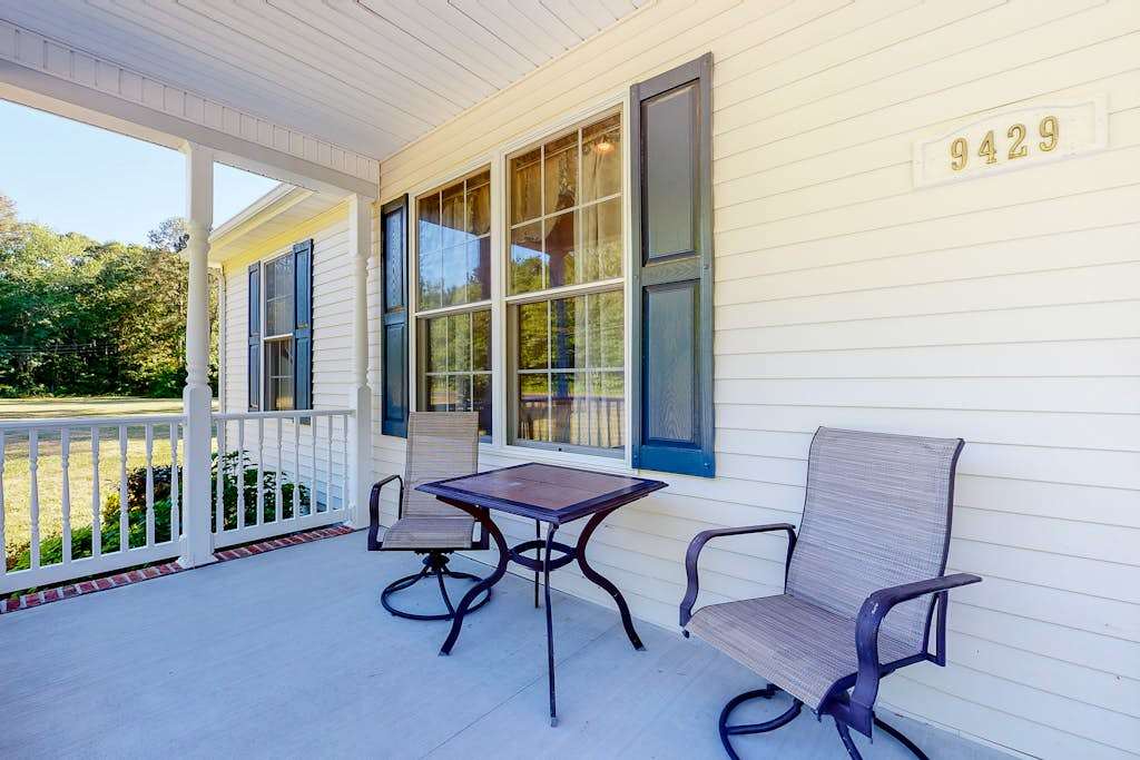 Family-Friendly Home Close to OC with Furnished Porch, Central AC, & Free WiFi