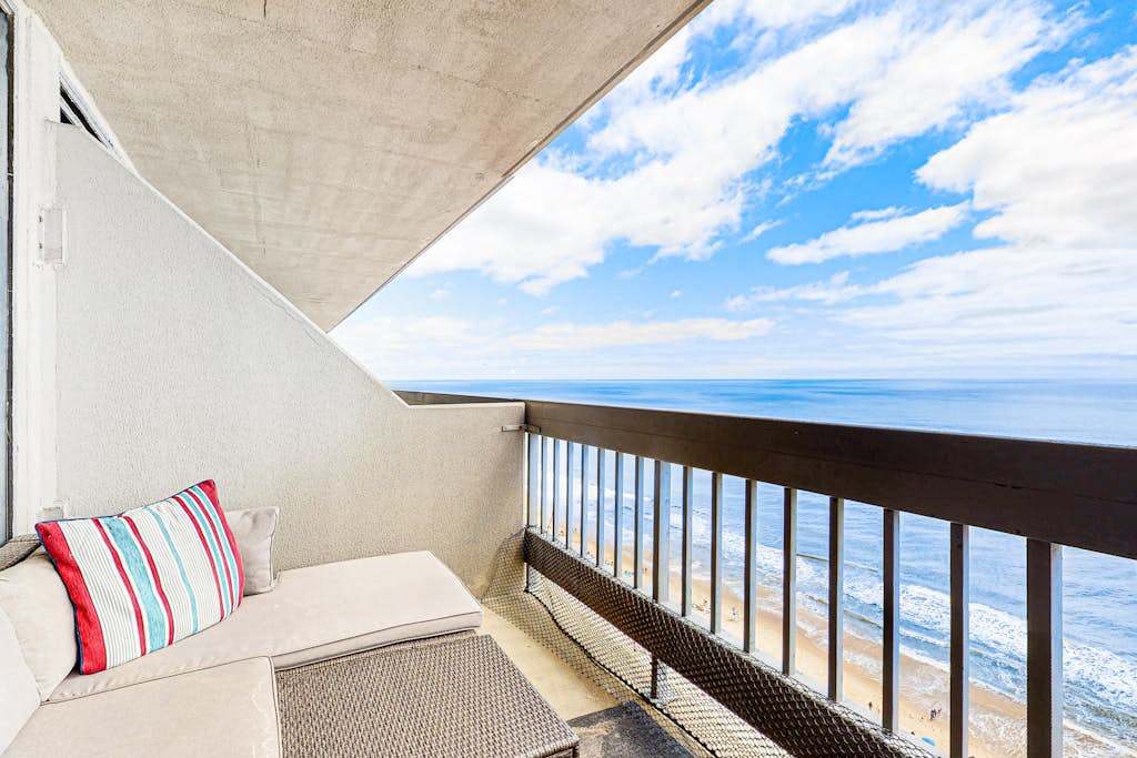Updated oceanfront Century - condo with pool, ocean & bay views, AC - steps to beach