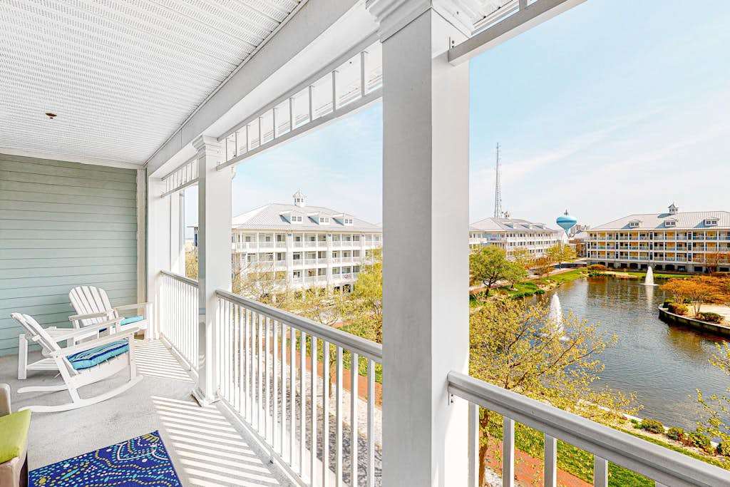 Bright & Roomy Condo with Shared Pool, Free WiFi, Central AC, Water Views, & washer & dryer
