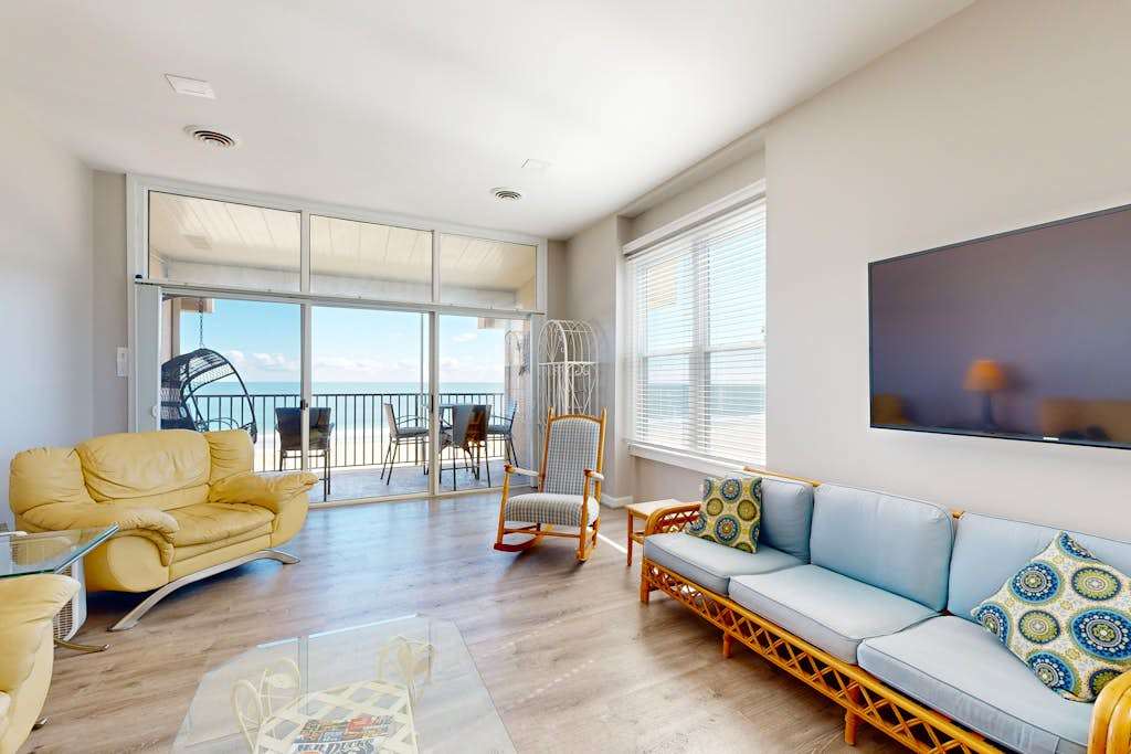 Renovated Beachfront Penthouse - Steps to Boardwalk, Dining, Entertainment