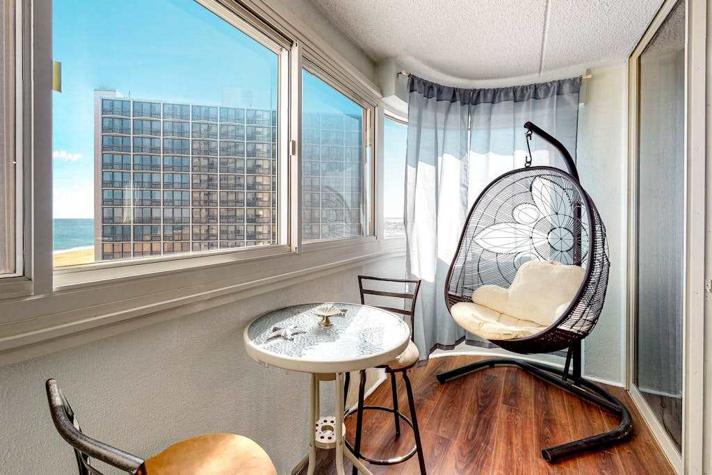 Fun-Filled Vacation Condo in Beachfront Complex with Shared Pool, Free WiFi
