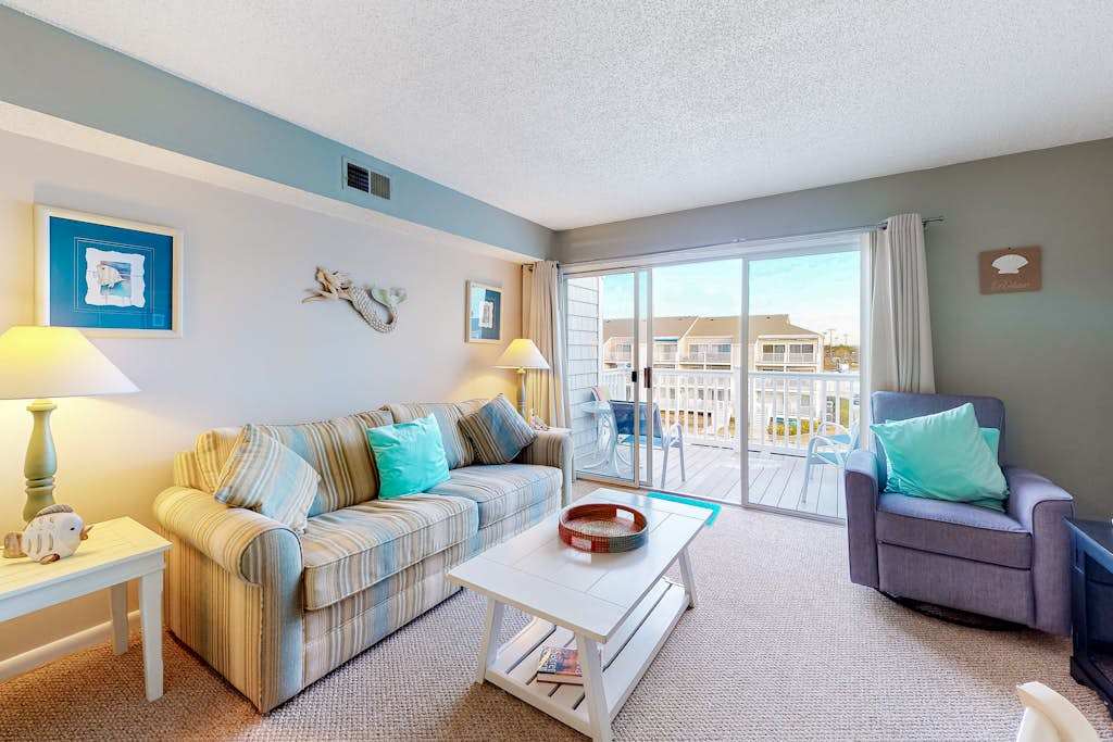 Canal-Front Condo with Water Views, Balcony, WiFi, AC, Laundry & Shared Pool