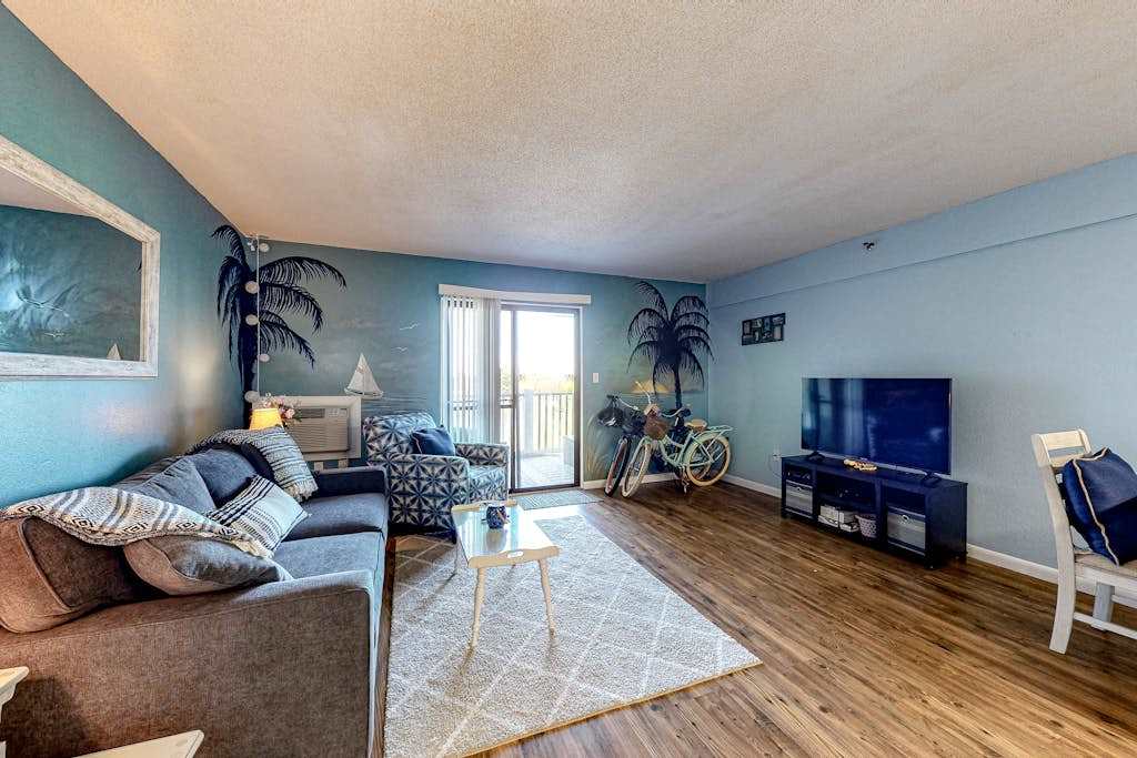 Water-view studio with balcony, washer & dryer, & WiFi - walk to beach + boardwalk