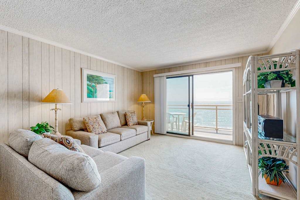 Oceanfront Condo near the Boardwalk with Balcony, AC & Shared Outdoor Pool