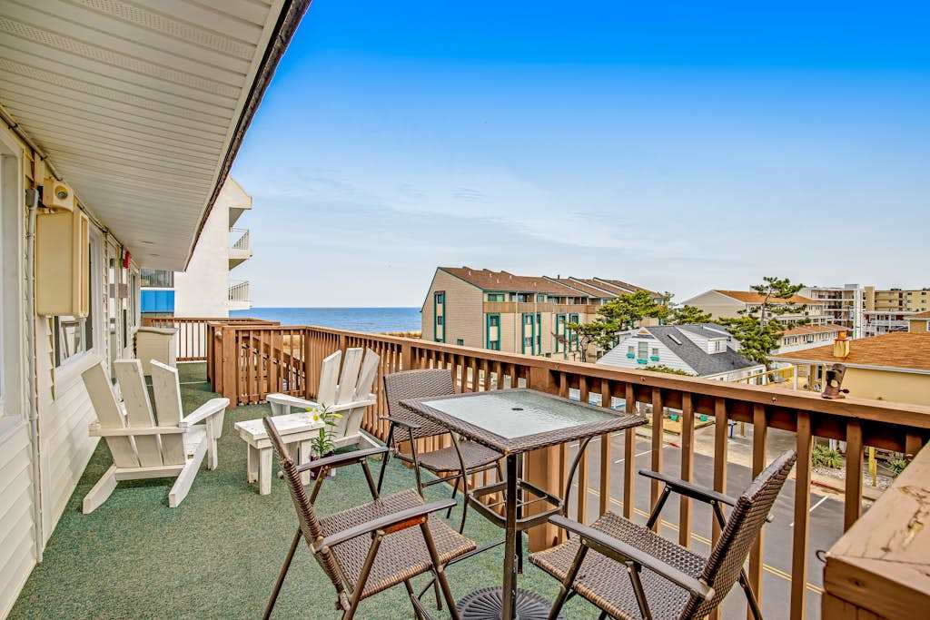 Beach & Bright Oceanfront Condo with Fast WiFi, Patio, Beach Access & More