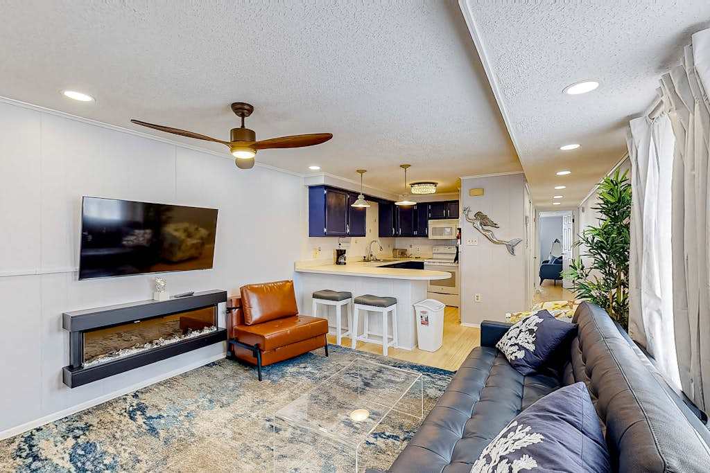 The Quarterdeck Ocean Block