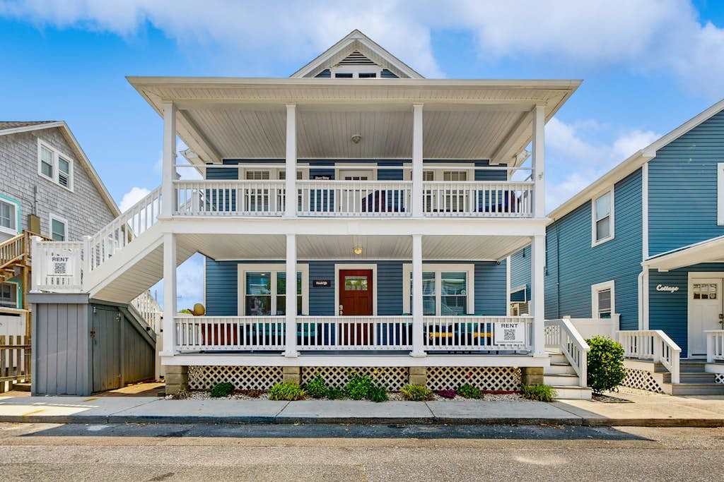 Large two-level home with two kitchens, two decks, fast WiFi, & great location