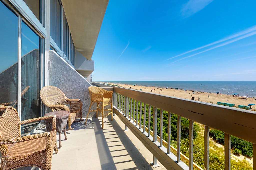 Remodeled oceanfront condo with two balconies, ocean & bay views, pool & sauna