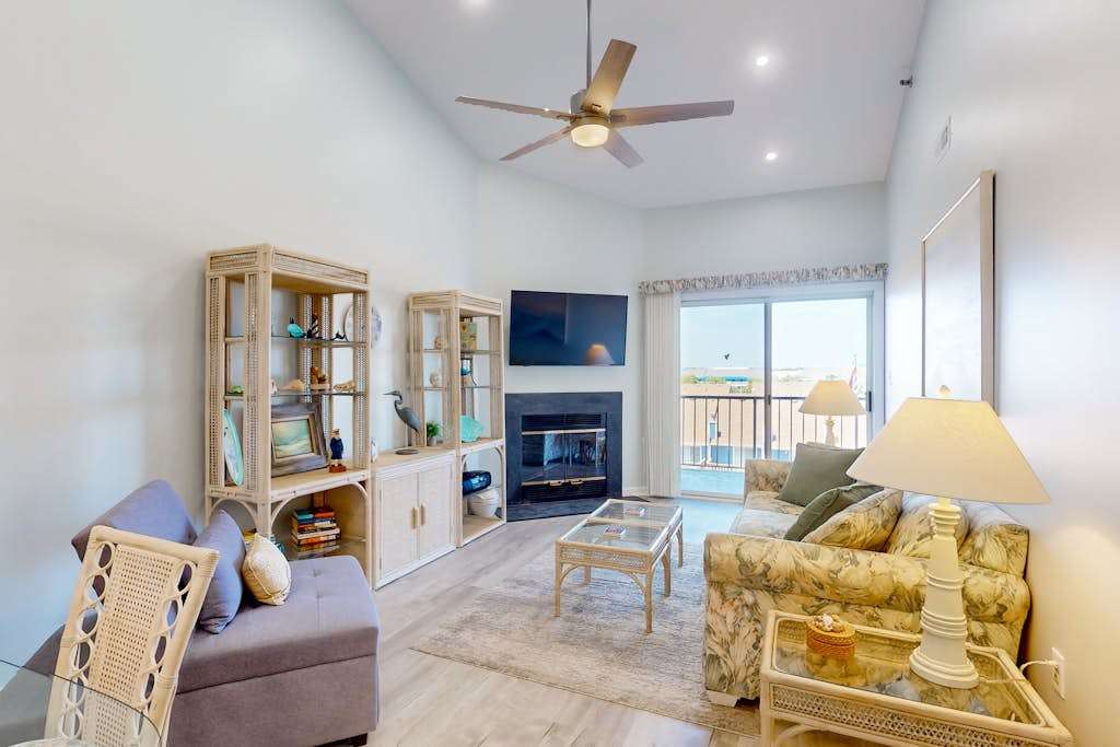Quarters at Marlin Cove 408