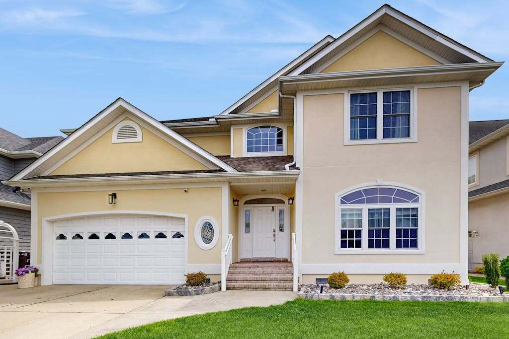 309 White Heron Court