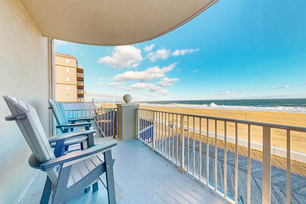 Ocean's Edge 303