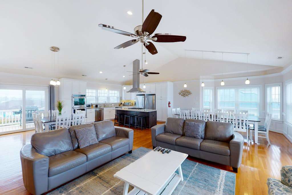 Oceanfront home with elevator, pool, game room, private washer & dryer, & WiFi