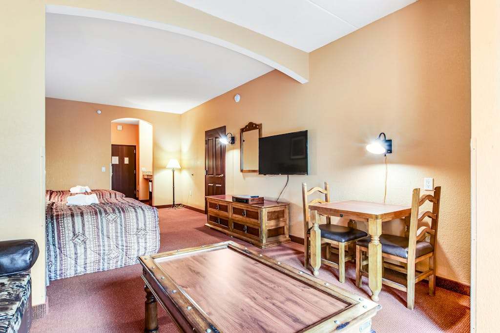 Family-Friendly Chula Vista Studio with Discounted Bonus Perks