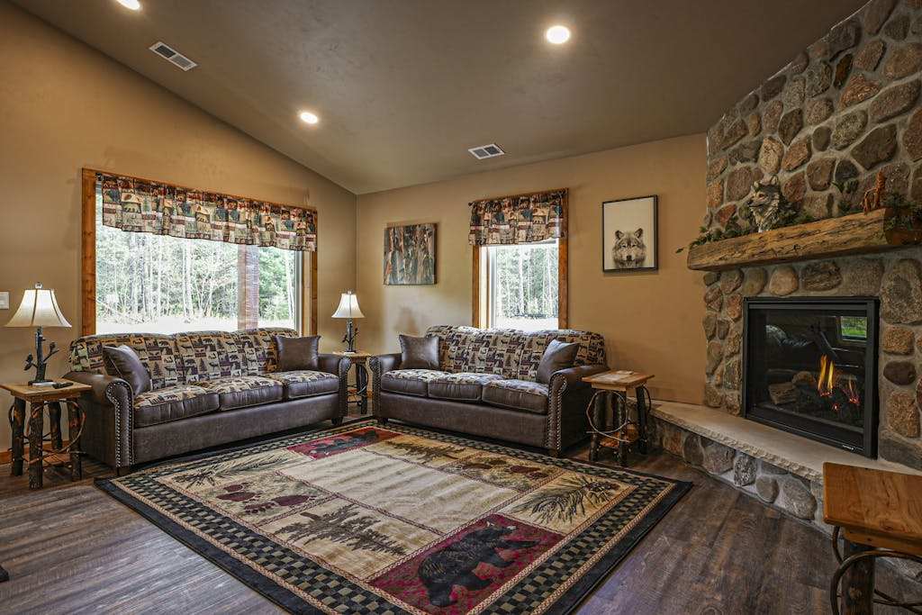 Contemporary dog-friendly cabins with hot tub, fireplaces, patios, & game room