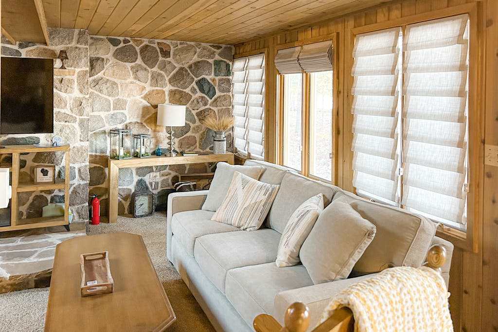 Charming lakefront home with dock, fireplace, streaming, lake views, washer & dryer, & AC
