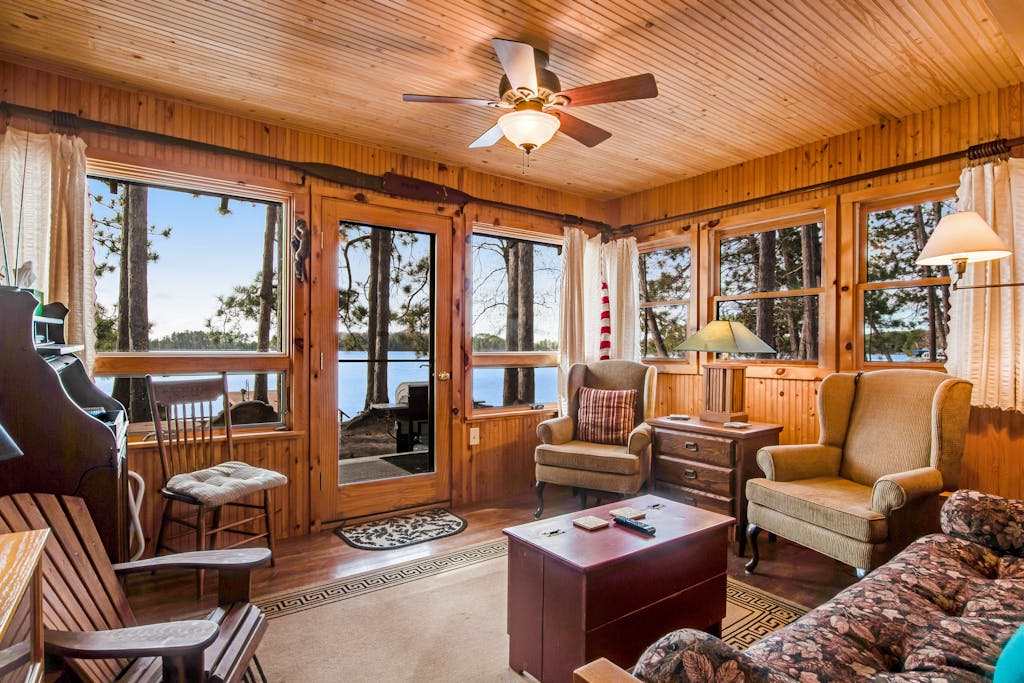 Remodeled Lakefront Cottage withFree WiFi, Private Dock, Lake Views, & Gas Grill