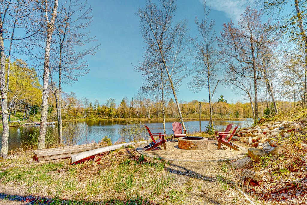 Bright Birch Cove