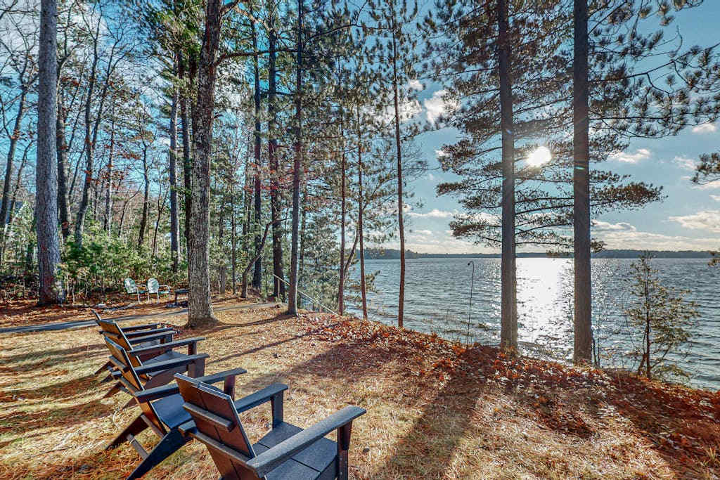 Fence Lake Chain Home with Great View,Paddle Boards, Kayaks,Gas Grill & Fire pit
