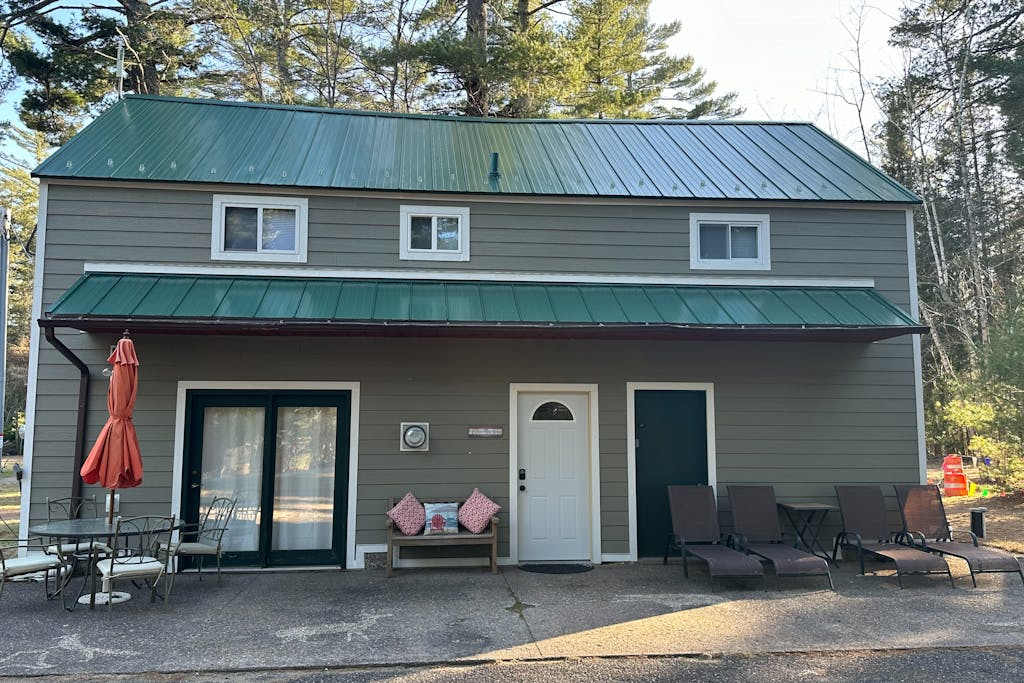 Cozy Cabin with access to Big St Germain Lake & shared resort amenities