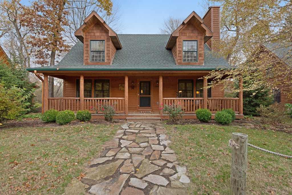 Log Cabin-Style Home with Private Hot Tub and Close Proximity to the Lake