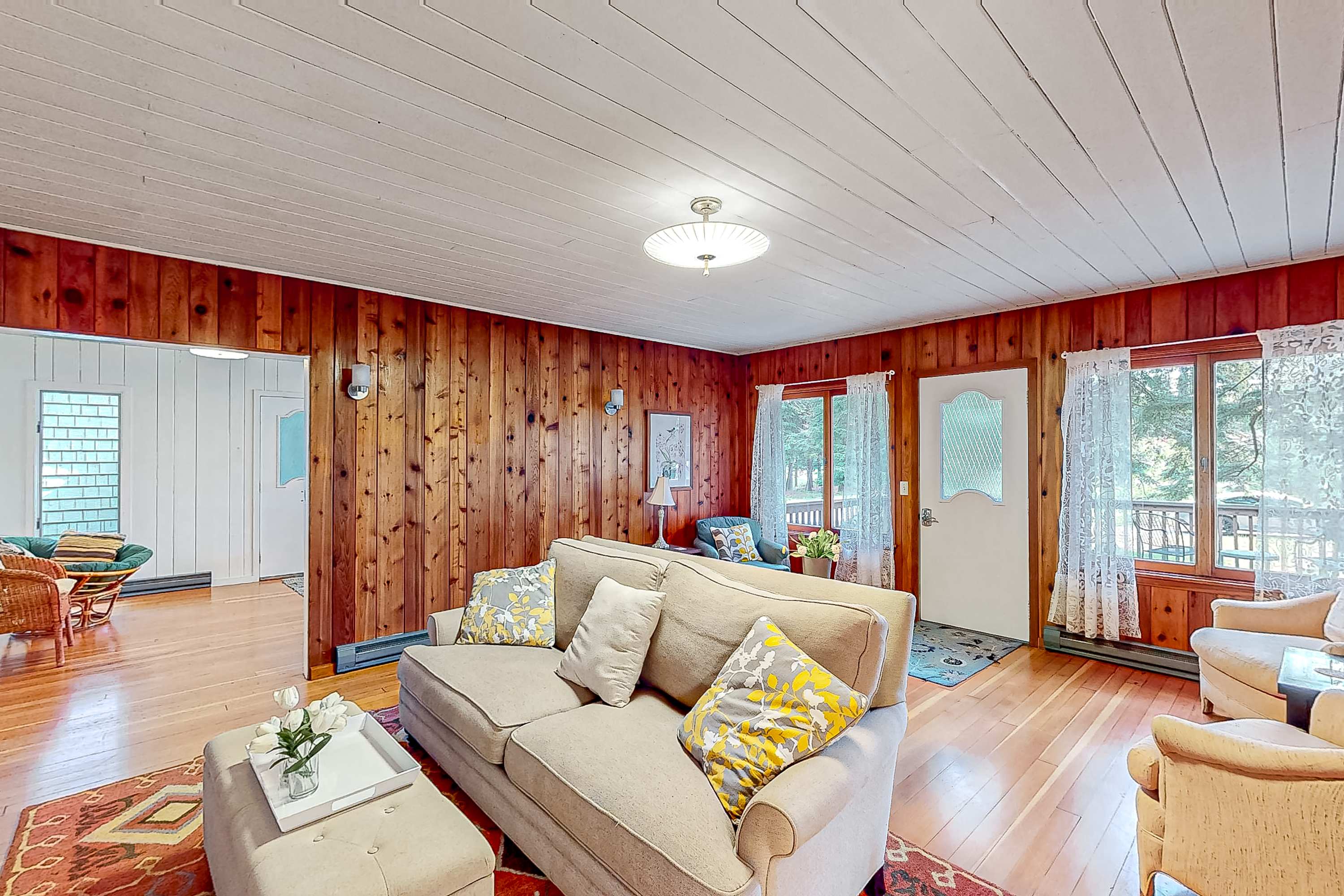 Dog-friendly downtown Glen Arbor home with deck, gas grill, and washer & dryer