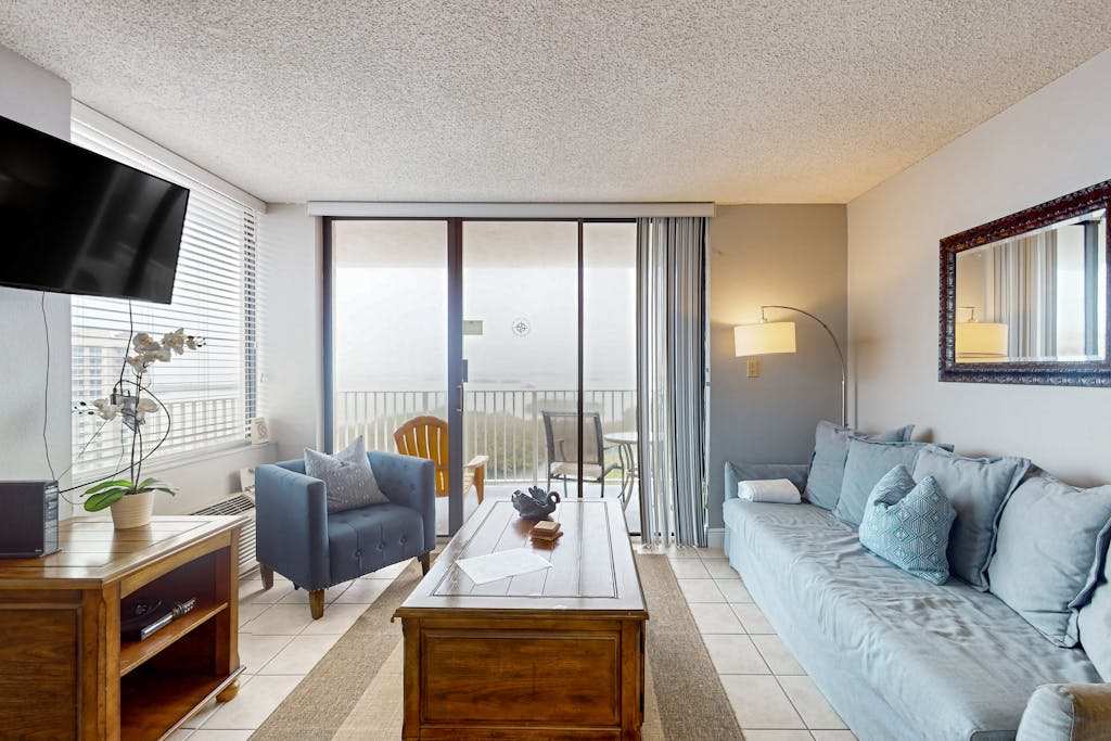 Panoramic water views pool private beach AC WIFI & close to Gulf beaches