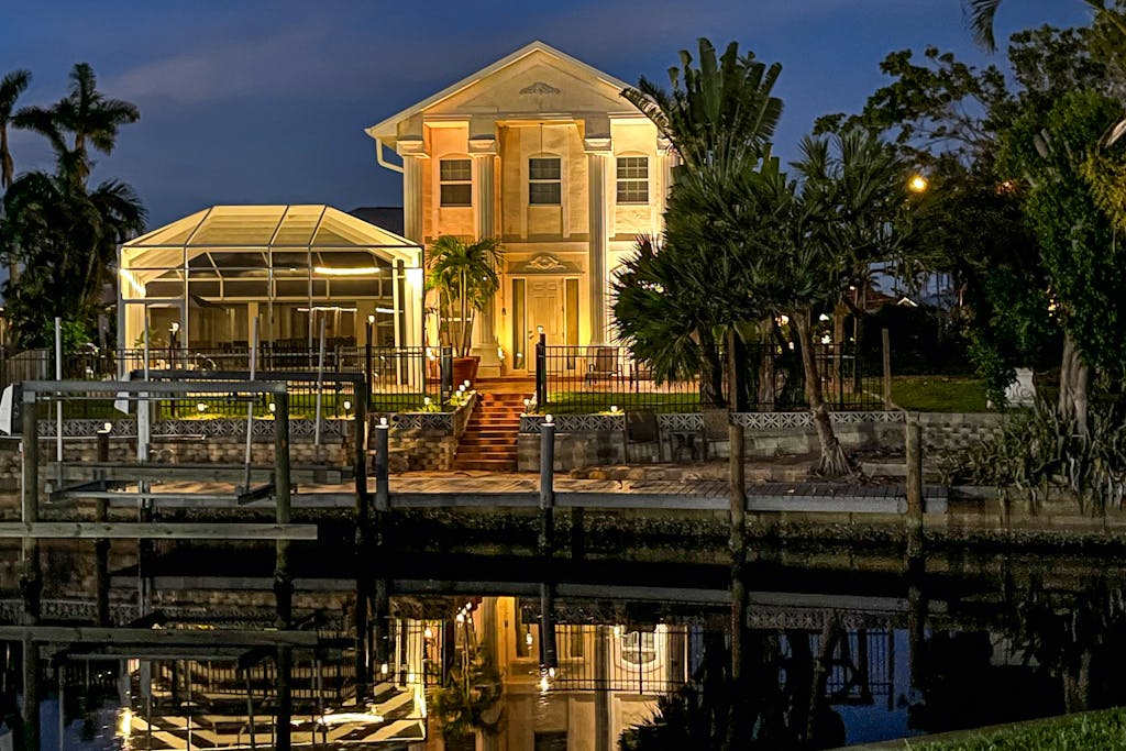 Villa Euphoria Chic 2 unit canal front retreat with 2 pools & private dock