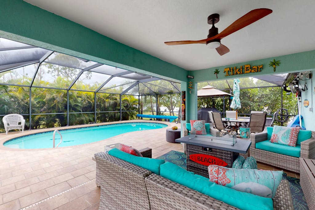 Dog friendly home with private heated saltwater pool patio grill & streaming