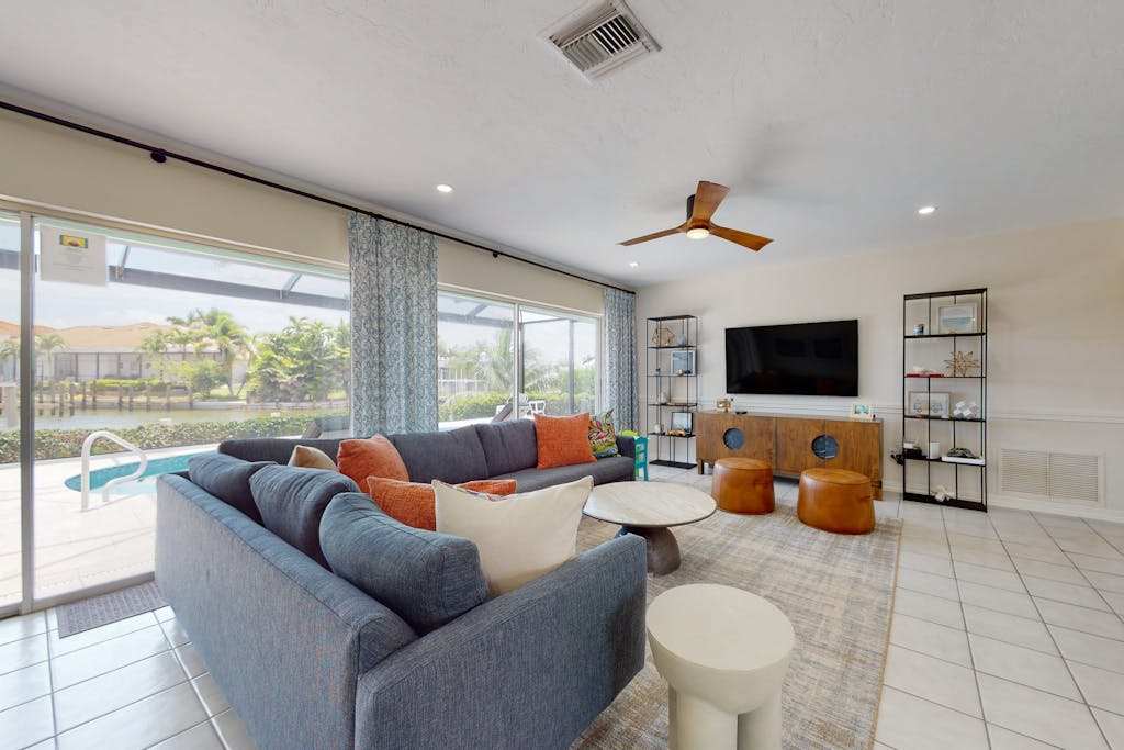 Canalfront Dog Friendly Home with Heated Pool & Dock