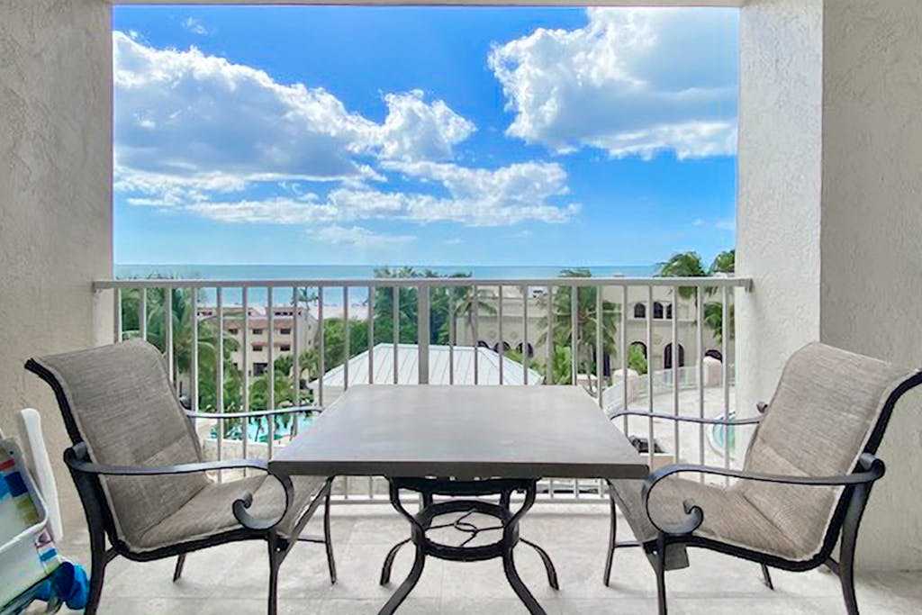 Gulf front condo with pool hot tub & central AC snowbird friendly