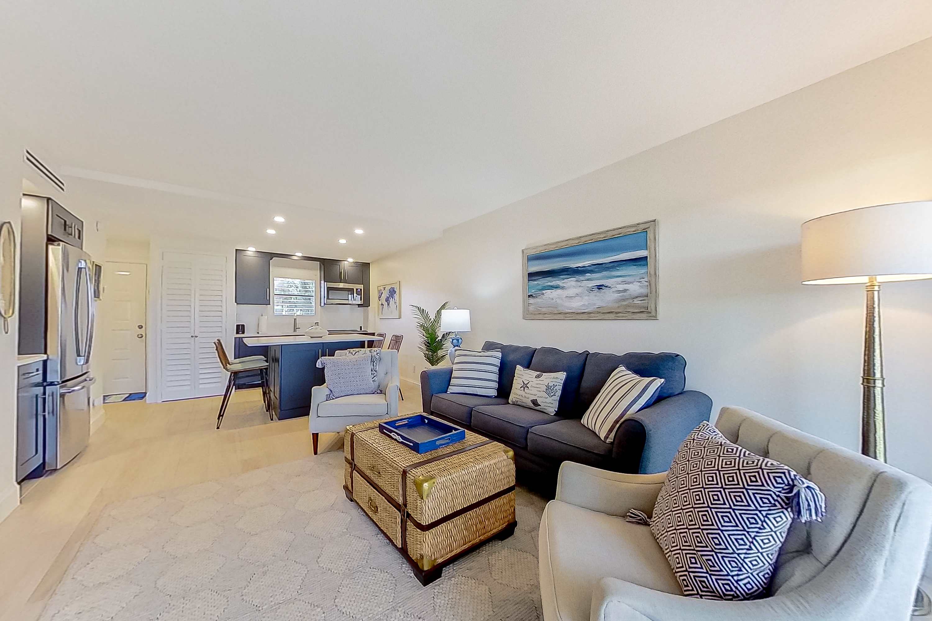 Remodeled condo in a waterfront complex with pools hot tubs & tennis