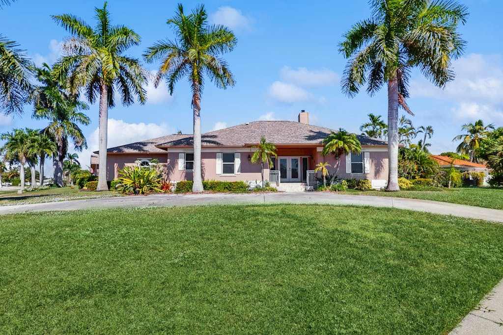 Exquisite home near Marco Island Beach with saltwater pool patio & dogs