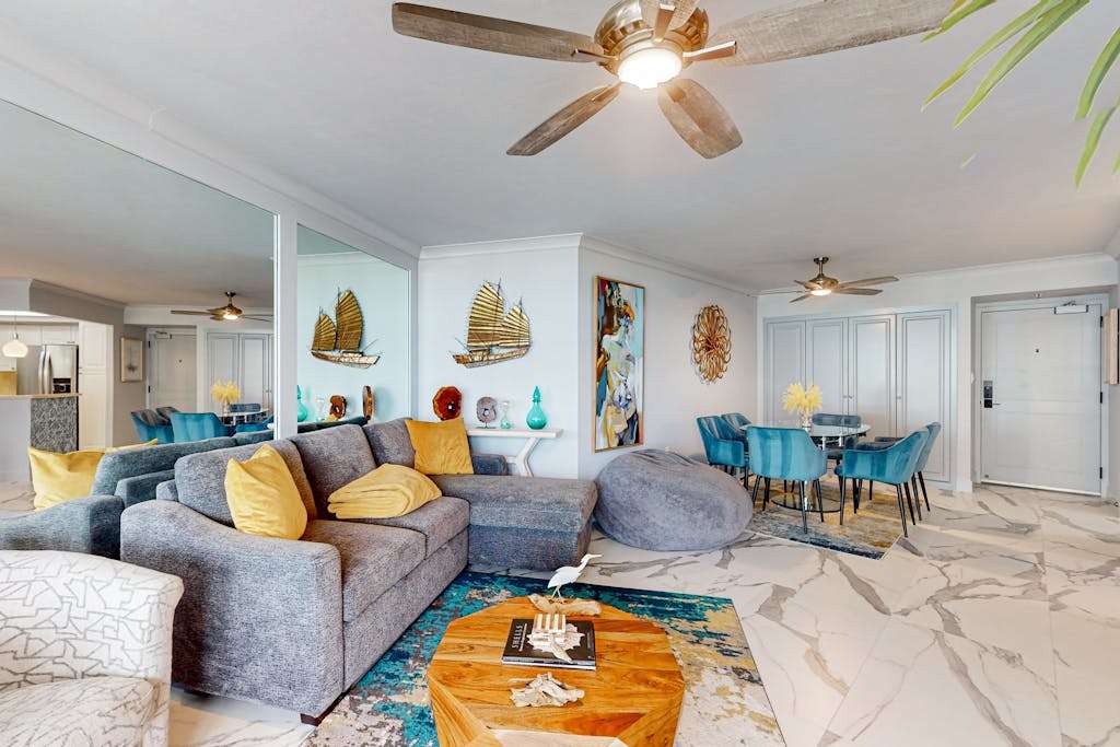 Gulf front condo with heated pool tennis court & fitness center