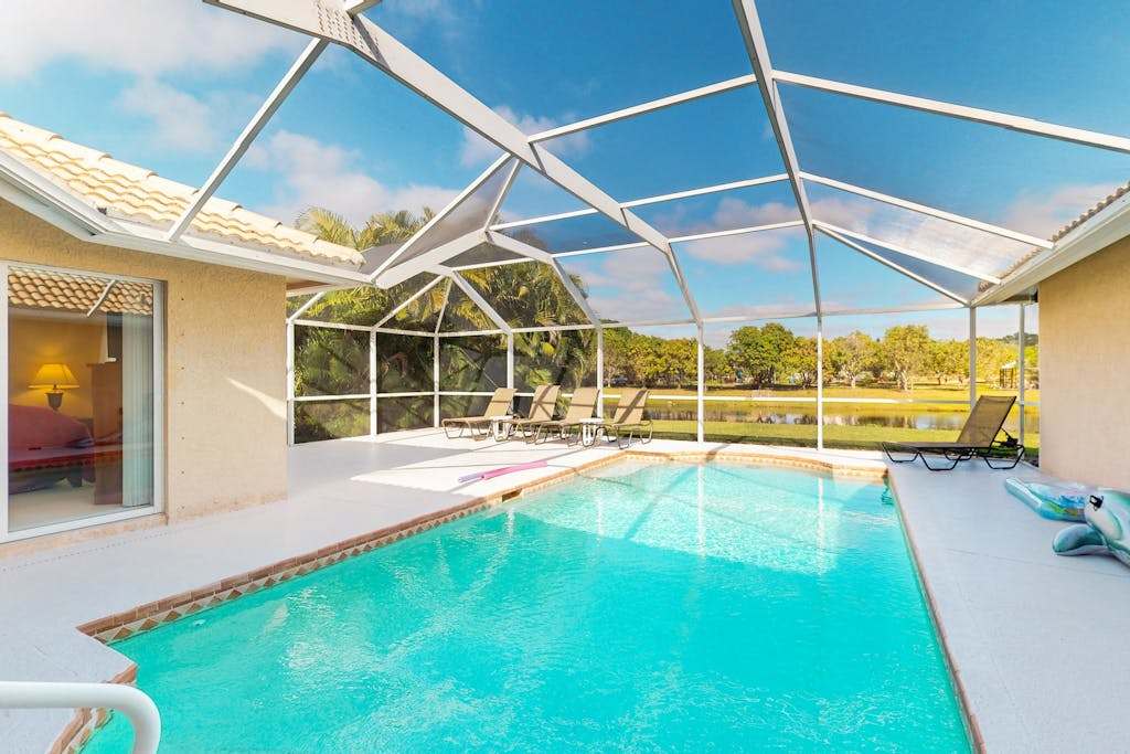 Spacious home with private pool close to shopping & beaches