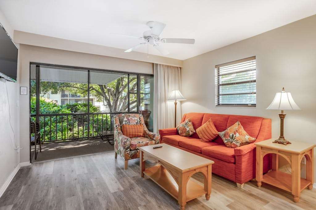 Ideal Naples Getaway with Shared Pool Tennis Courts & Central AC