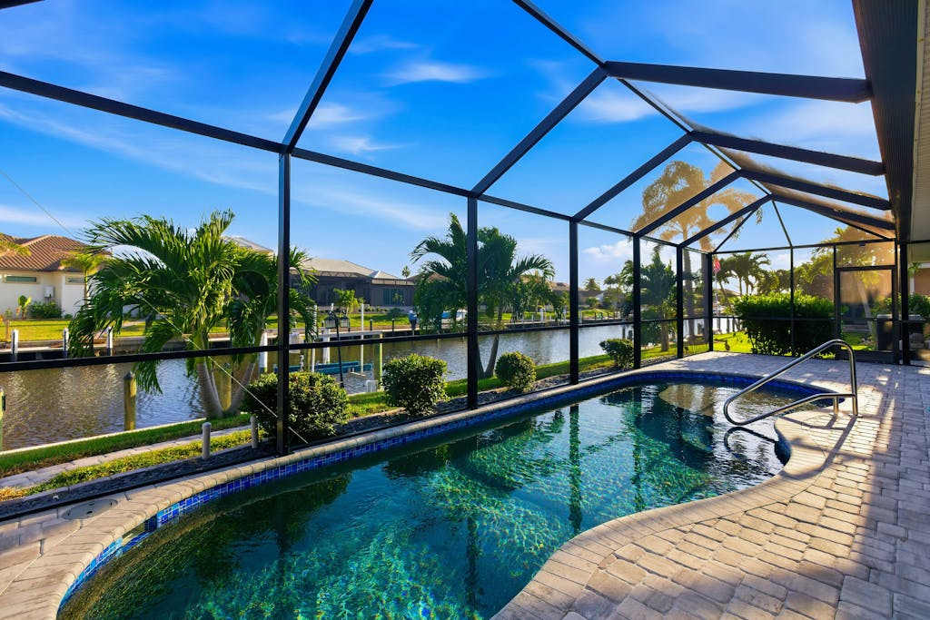Waterfront home with private pool & lanai Gulf access with fishing dock
