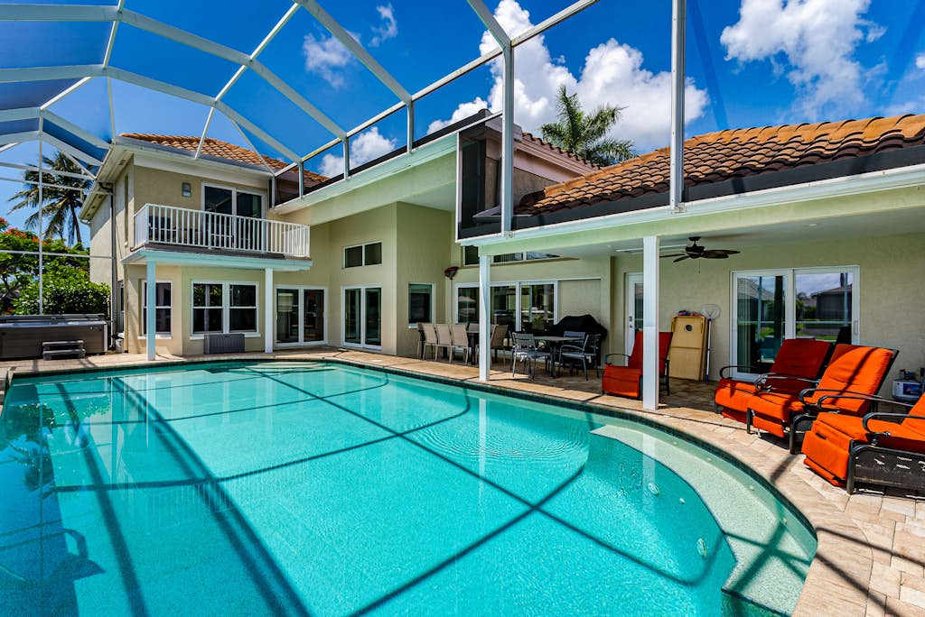 Spacious dog friendly home with private pool & hot tub dock & close to everything