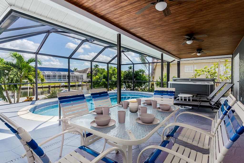 Gorgeous coastal dog friendly home with private pool & hot tub & dock