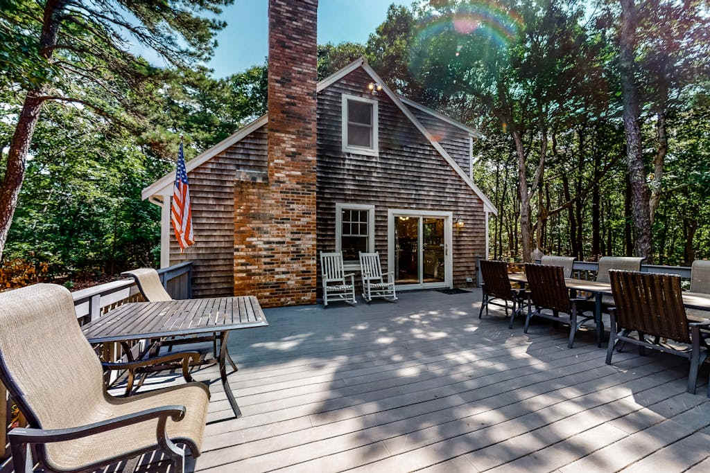 Lovely Cape Cod Home with Large Deck, Gas Grill, AC, and Free WiFi