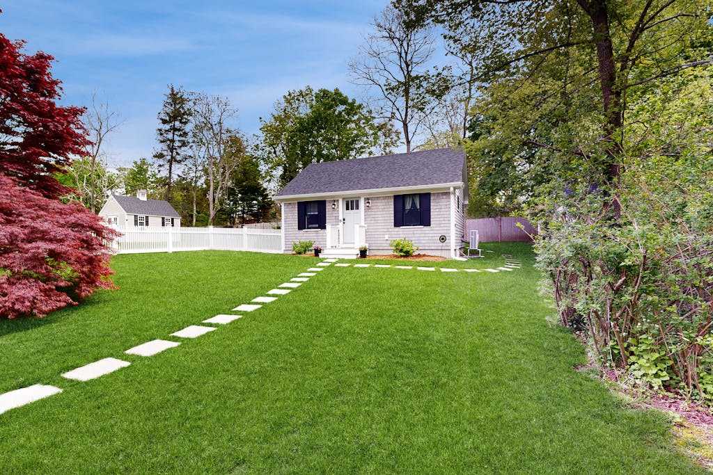 Beautifully remodeled cottage near the beach with central AC, gas grill & lawn