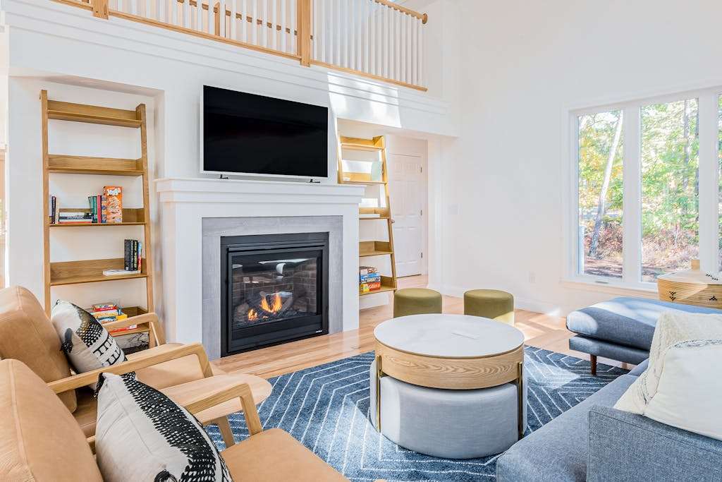 New-build retreat with furnished deck, fireplace, & washer & dryer - near beaches